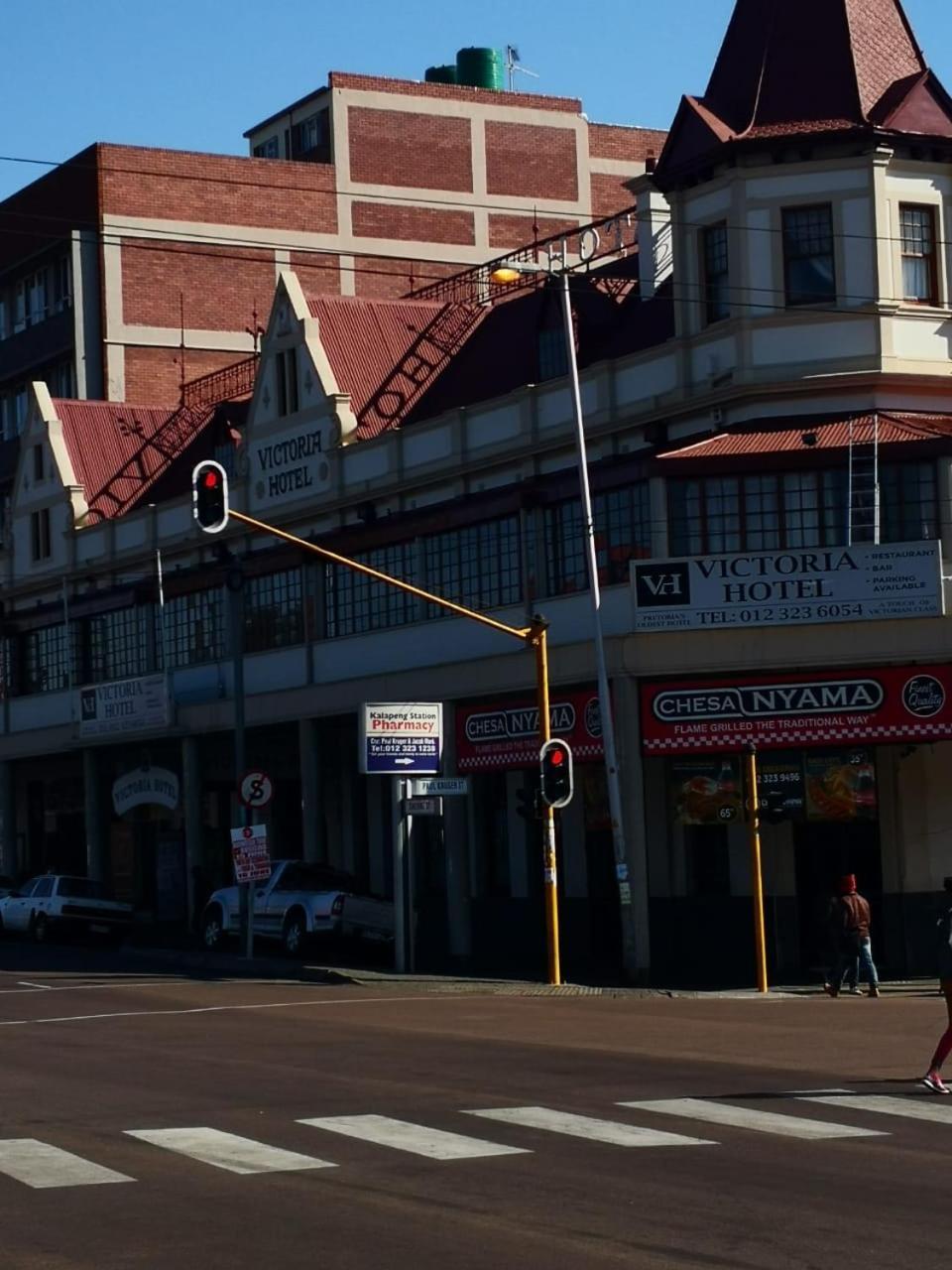 Victoria Hotel Pretoria-Noord Buitenkant foto
