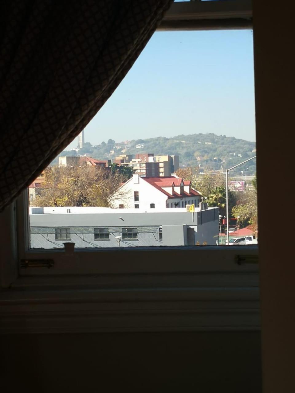 Victoria Hotel Pretoria-Noord Buitenkant foto